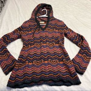 Knitted hooded sweater